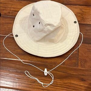 Oriental Trading Beige Adjustable Safari Hat. One Size.